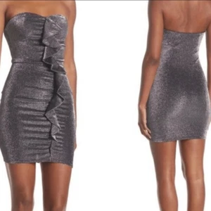 REVOLVE Likely Ali Strapless Metallic Gray Ruffle Cocktail Dress - Size 0 NEW - Bild 1 von 6