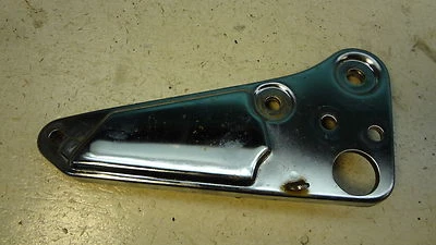 Suzuki GS550T GS 550 S281-1 1981. soporte de montaje de clavija de pie derecho Foto 1 de 4