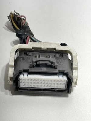 Conector de cable de control de transmisión TCU TCM 2010-2011 Mazda 3 2,0 L coleta OEM Foto 1 de 4