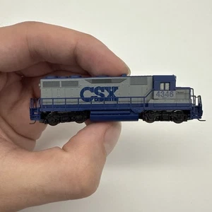 Micro-Trains - Z Scale Loco- Diesel - GP-35 - CSX Transportation (CSXT) # 4346 - Picture 1 of 9