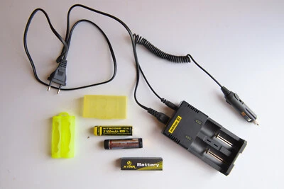 Nitecore Intellicharger i2 Ladegerät + 2x Akkus - Bild 1 von 4