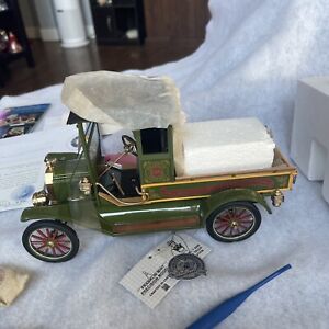 Franklin Mint 1:16 scale 2008 Christmas Truck Ford Model T Limited Edition w/Box