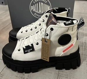 Palladium Women’s Revolt Hi TX Platform Boot, Star White, Size 8 - Picture 1 of 9