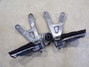 Yamaha FZR 1000 Genesis pillón trasero clavijas de pasajeros perchas 87 88 1987 1988 - Imagen 1 de 2