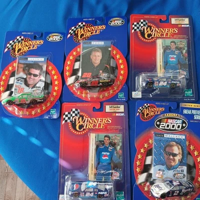 Lote de 5 autos fundidos a presión NASCAR Winner's Circle 1/64 surtidos nuevos en paquete Foto 1 de 4