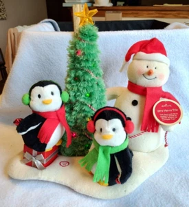 2006 Hallmark Jingle Pals Very Merry Trio Animated/Music/Light Snowman Penguins - Picture 1 of 11