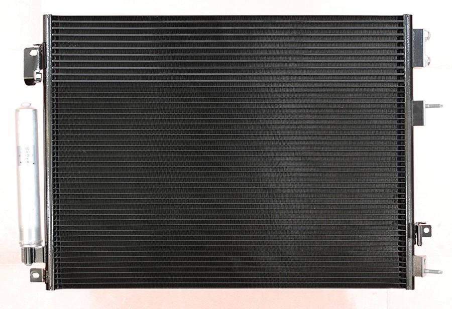 Condensador de aire acondicionado APDI para 300, Challenger, cargador 7013948 Foto 1 de 4