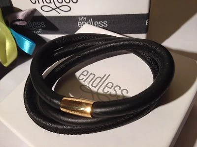 Endlosschmuck 60 cm schwarzes Armband dreifacher Strang gelber Verschluss UVP 55£ - Bild 1 von 4