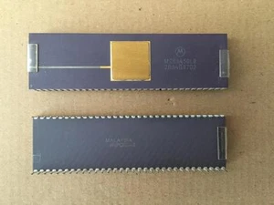 1 Stück  Integrierte Schaltung - MC68450L8 - Motorola - DIP64 - Vintage - Bild 1 von 1