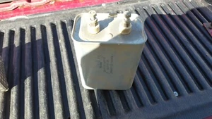 GE CAPACITOR  26F6827FC    30uf   600 VPK  10 KHZ   NON PCB   NEW NO BOX LOC BB - Picture 1 of 3