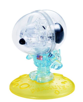 Snoopy Astronaut 3D Crystal Puzzle - Image 1 of 2