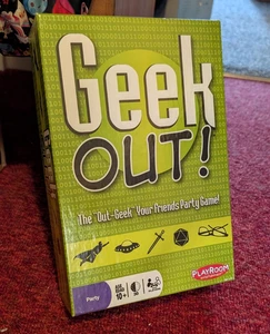 GEEK OUT! PARTY GAME TRIVIA CARD GAME COMPLETE - Picture 1 of 3