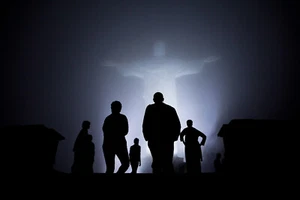 Obama Family Silhouette Christ the Redeemer Brazil Photo Poster Print PICK SIZE - Picture 1 of 1