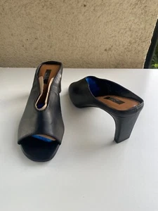 NEW M&S INSOLIA BLACK SOFT LEATHER SLIP ON OPEN TOE MULE HEELS UK7/EU40 - Picture 1 of 12