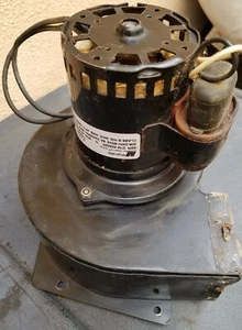 Hayward Combustion Blower IHXBWT1930, Pre-owned - Picture 1 of 4