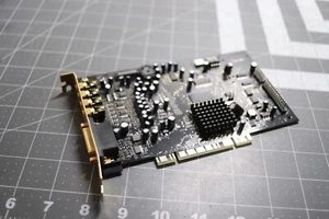Creative Labs Xtreme Audio PCI-E Sound Blaster X-Fi Sound Card SB0460P - Afbeelding 1 van 3