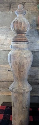 Antiguo torneado Newel poste arquitectura ornamentada 26" X 5"  Foto 1 de 4