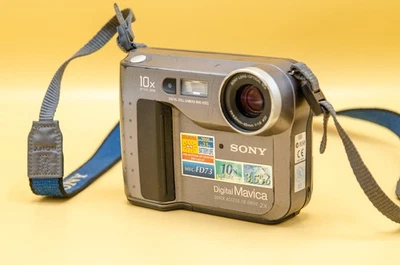 Sony Digital Mavica FD73 Digital Camera - Image 1 of 4