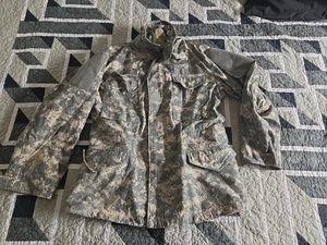 USGI Cold Weather Field Coat Universal Camo Camouflage Medium Regular ACU (D9) - Bild 1 von 7