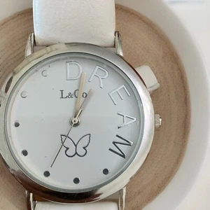 L&Co DREAM Damen Butterfly Uhr weißes Lederband Quarz Genauigkeit neue Batterie - Bild 1 von 8