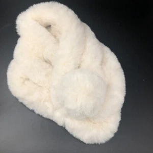 Avenue 9 pelziger Bommelschal Neu mit Etikett - Bild 1 von 9