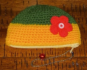 Crochet Coin Pouch Bag Zip Close Hat Shaped With Pink Flower Green & Orange NEW - Picture 1 of 2