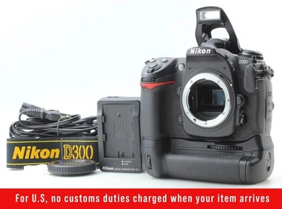 *3723 Shots & MB-D10* Nikon D300 DX Format 12.3 MP APS-C DSLR Camera [Near MINT] - Image 1 of 4