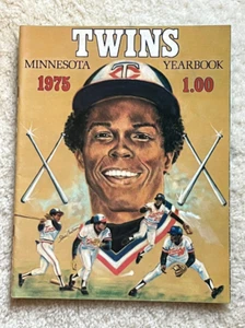 Minnesota Twins 1975 Yearbook Rod Carew Tony Oliva Bert Blylevn Larry Hisle - Picture 1 of 4
