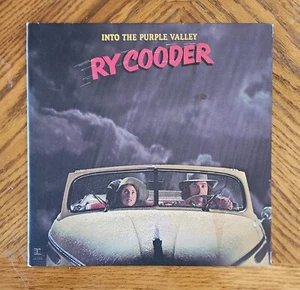 RY COODER / INTO THE PURPLE VALLEY ~ 1972 Gatefold LP w Lyric Insert ~ NEAR MINT - Picture 1 of 6