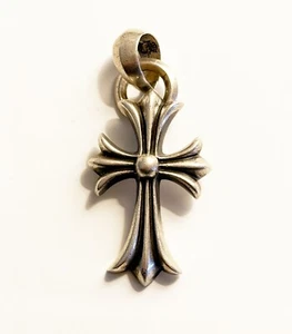 AUTHENTIC CHROME HEARTS CROSS PENDANT MEDIUM S925 - Picture 1 of 3