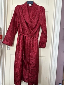 Ladies Red Floral Silky Full Length Dressing Gown Size 18 - Picture 1 of 3