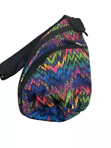 Sling Rucksack Ikat Muster Mehrfarbig Schultertasche Schwarz Blau - Bild 1 von 6