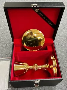 Traditional Gothic Chalice, Paten & Case, Cup Sterling Silver, 24k Goldpl. (AH8) - Picture 1 of 9