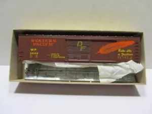 Roundhouse HO WP 50' Box Car Kit 1221 - Imagen 1 de 3