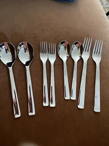 8 Pieces Forks Spoons Robert Welch Svenska Satin 18/10 Stainless Vietnam - Picture 1 of 4