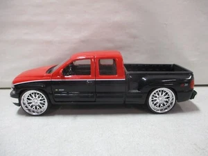 Welly 1999 Chevrolet Silverado Z71 1/24 - Bild 1 von 6