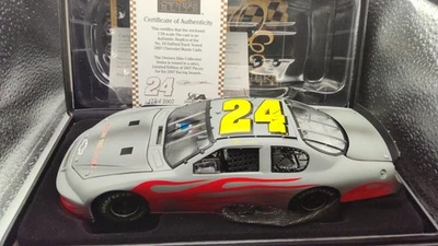 JEFF GORDON #24 Track Tested 2007 ELITE 1/24 BRAND NEW IN BOX - Image 1 of 2