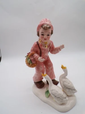 Niño holandés de porcelana vintage Arnart Creation con cesta y gansos #8031 Japón Foto 1 de 4