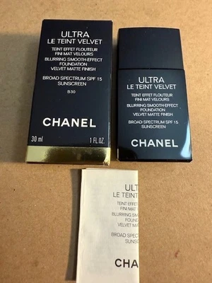 CHANEL ULTRA LE TEINT VELVET BLURRING SMOOTH-EFFECT FOUNDATION B30 SPF 15 - Image 1 of 4