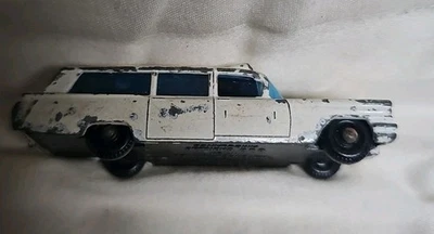 Vintage NO. 54 S&S CADILLAC AMBULANCE - LESNEY MADE IN ENGLAND MATCHBOX #18 - Image 1 of 4