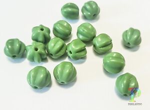 15 eleganckich szklanych dyń w zieleni trawiastej nieprzezroczystej 7 mm z nowego Gablonz (171/4)