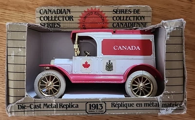 Ertl Die-Cast Metal 1913 Modelo T Ford Canadá Entrega Réplica Banco Escala 1/25 Foto 1 de 4