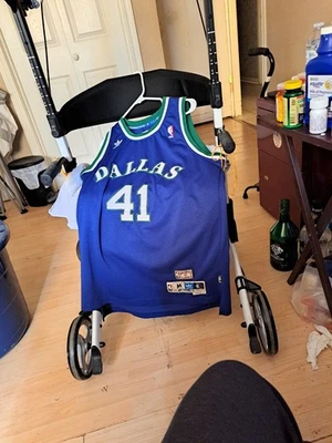 Dirk Nowitzki Hardwood Classics City Jersey 2000/2001 Season excellent condition - Image 1 of 3