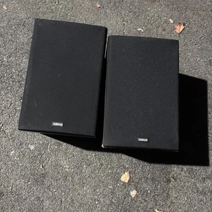 Paar Yamaha NS-A636 3 Wege Lautsprecher 140 Watt 8 Ohm gebraucht *LESEN* - Bild 1 von 6