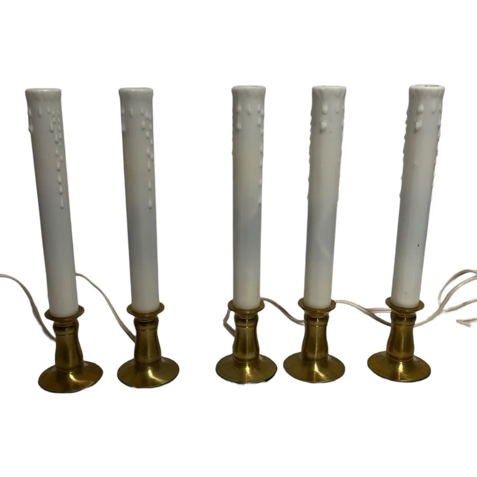 Juego de 5 velas eléctricas blancas para ventana candelabro base chapada en latón cera sintética Foto 1 de 4