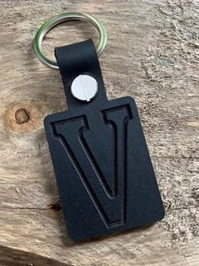 V Letter Initial Name Keyring Alphabet Leather Keychain Fob Gift Black - Picture 1 of 2
