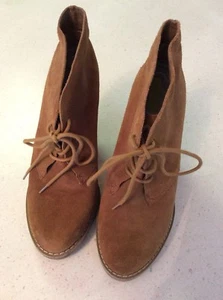 Aldo Kaepa Brown Suede Rounded Toe Booties Size 40 US Size 9 Lace Up - Picture 1 of 7