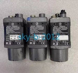 Cabezal de escaneo lector de códigos de barras fijo KEYENCE SR-D130 1 PIEZA probado - Imagen 1 de 5