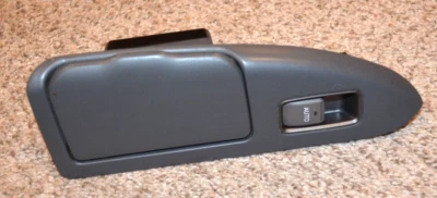 2003-2009 LEXUS GX 470 GX470 PASSENGER REAR POWER WINDOW SWITCH ASHTRAY USED - Imagem 1 de 4