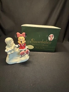 Disney Showcase Snowbabies Guest Collection Minnie Mouse Ice skates 2003 Dept 56 - Picture 1 of 17